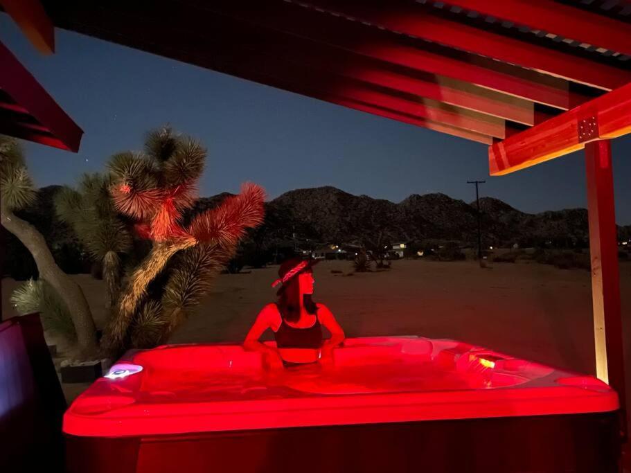Chasing The Moon: Expansive Tub Views Near Pappy'S Villa Pioneertown Exterior foto