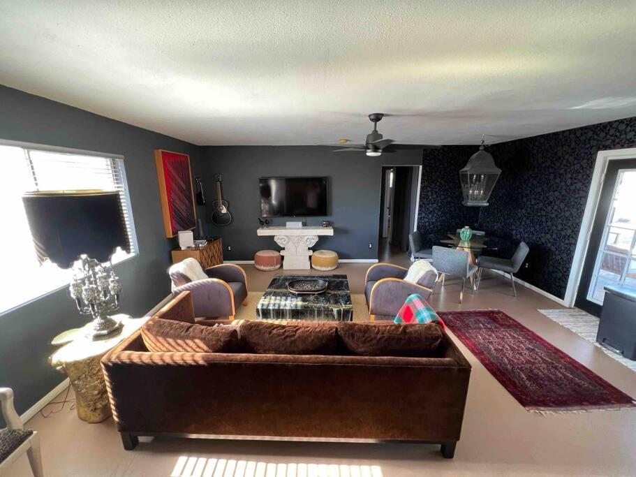 Chasing The Moon: Expansive Tub Views Near Pappy'S Villa Pioneertown Exterior foto