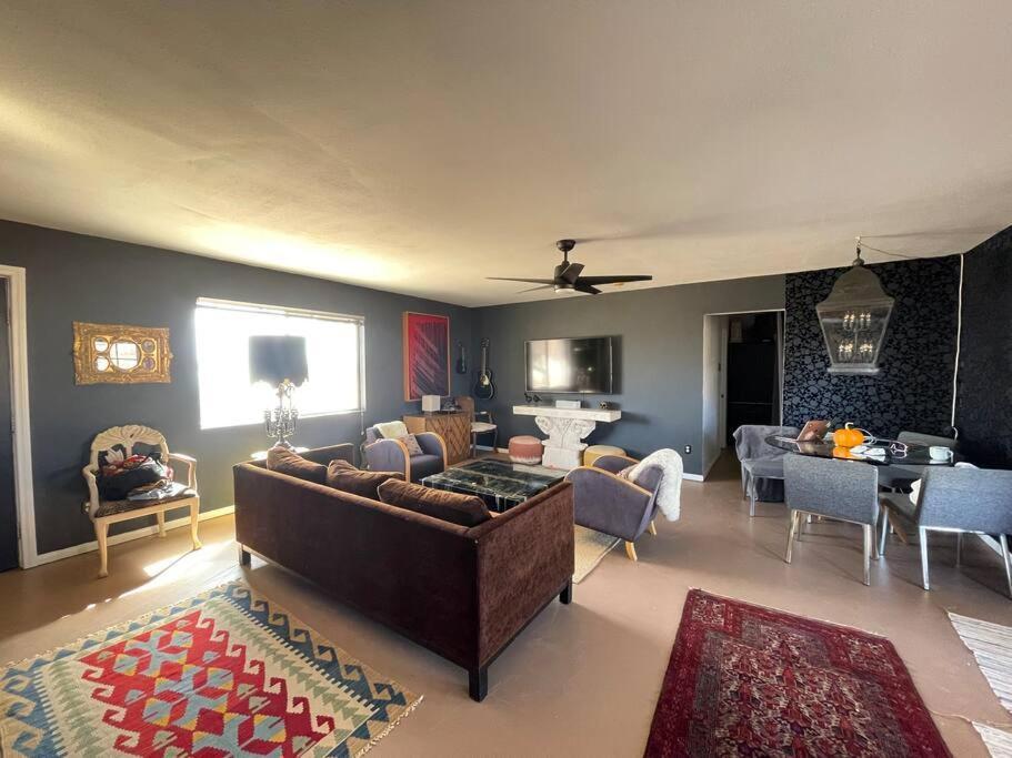 Chasing The Moon: Expansive Tub Views Near Pappy'S Villa Pioneertown Exterior foto