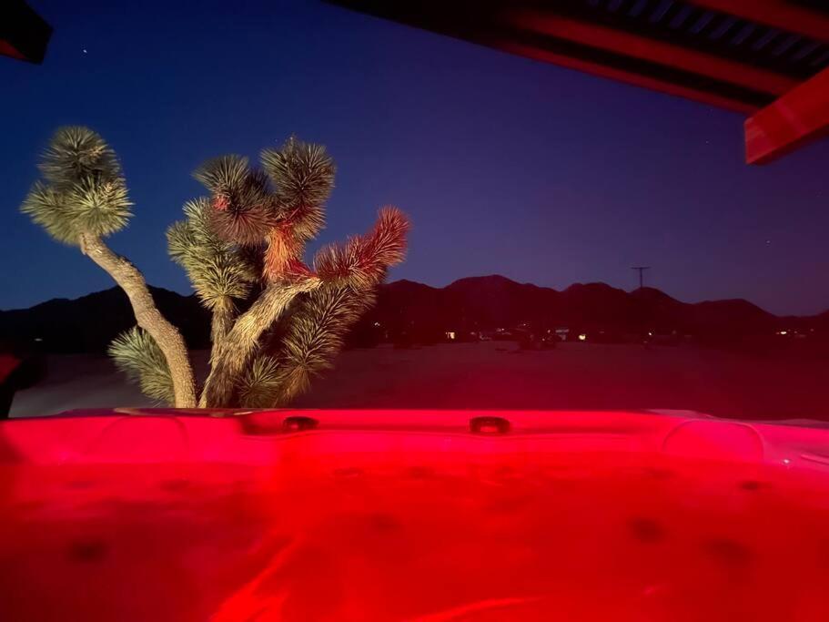 Chasing The Moon: Expansive Tub Views Near Pappy'S Villa Pioneertown Exterior foto